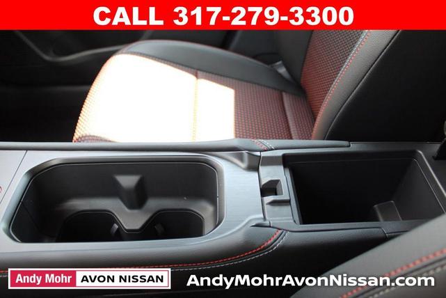Photo of 2025 Super Black Nissan Kicks