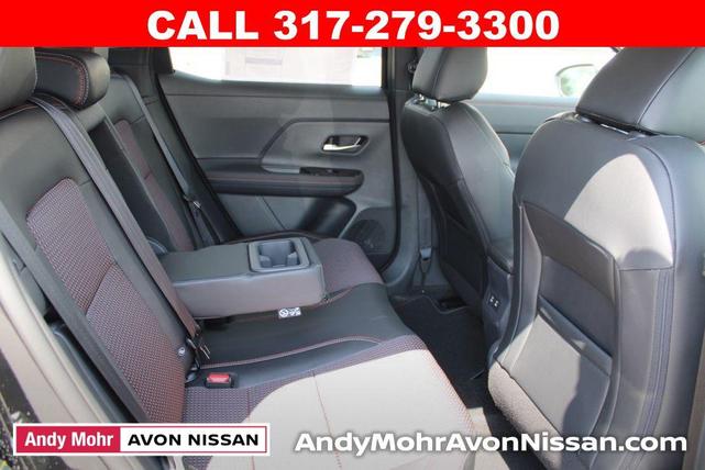 Photo of 2025 Super Black Nissan Kicks
