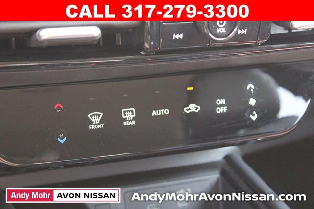 Photo of 2025 Super Black Nissan Kicks