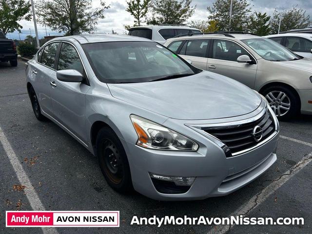 Photo of 2015 Brilliant Silver Nissan Altima