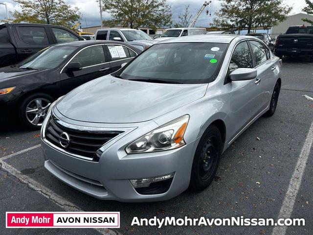 Photo of 2015 Brilliant Silver Nissan Altima