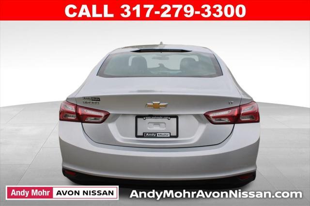 Photo of 2020 Silver Ice Metallic Chevrolet Malibu