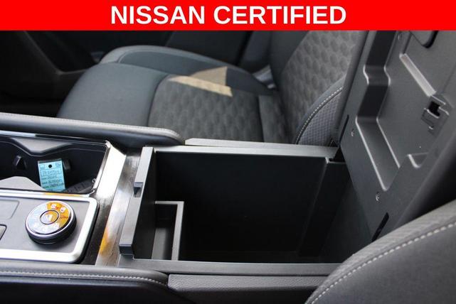 Photo of 2024 Brilliant Silver Metallic Nissan Pathfinder