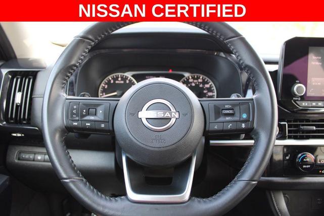 Photo of 2024 Brilliant Silver Metallic Nissan Pathfinder