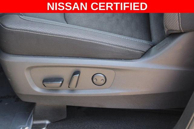 Photo of 2024 Brilliant Silver Metallic Nissan Pathfinder