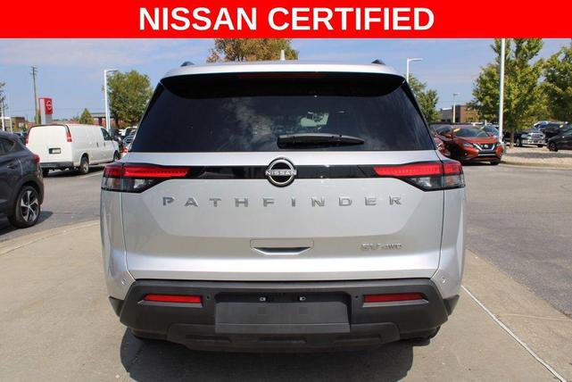 Photo of 2024 Brilliant Silver Metallic Nissan Pathfinder