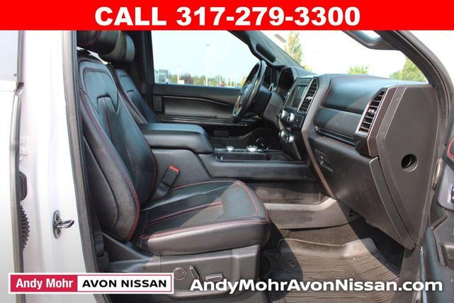 Photo of 2019 White Platinum Metallic Tri-Coat Ford Expedition