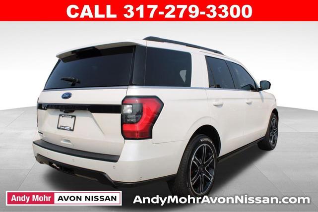 Photo of 2019 White Platinum Metallic Tri-Coat Ford Expedition