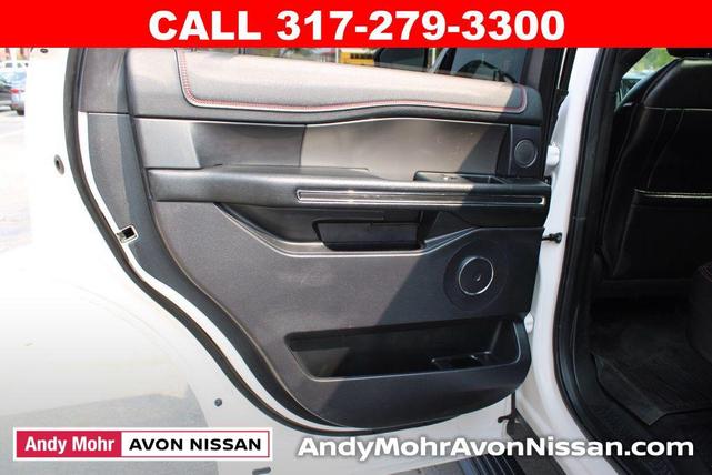 Photo of 2019 White Platinum Metallic Tri-Coat Ford Expedition