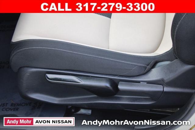Photo of 2019 White Orchid Pearl Honda Civic