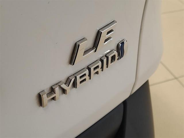 Photo of 2024 White Toyota RAV4 Hybrid