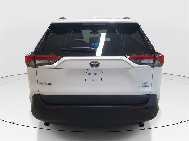 Photo of 2024 White Toyota RAV4 Hybrid