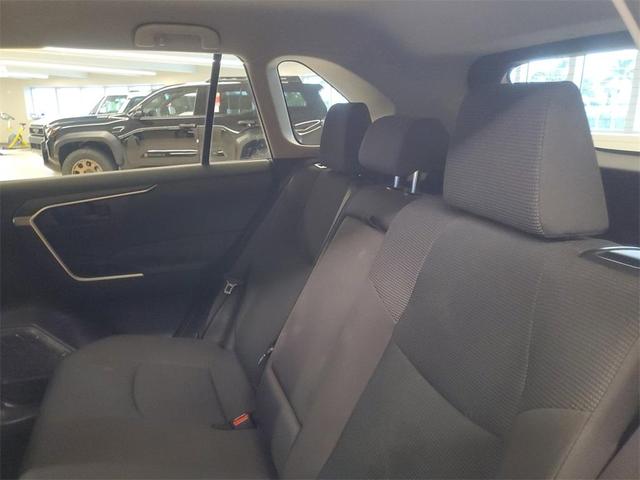 Photo of 2024 White Toyota RAV4 Hybrid