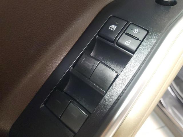 Photo of 2022 Gray Toyota Highlander