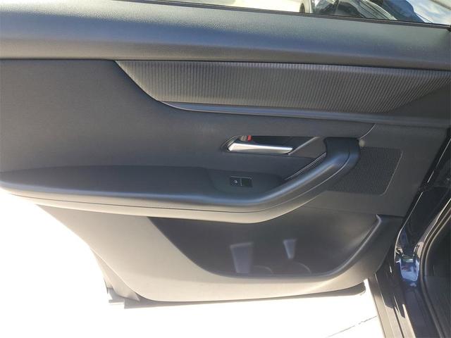 Photo of 2025 Deep Crystal Blue Mica Mazda CX-90