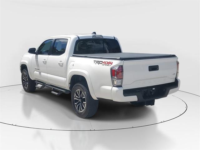 Photo of 2020 White Toyota Tacoma
