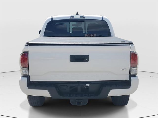 Photo of 2020 White Toyota Tacoma