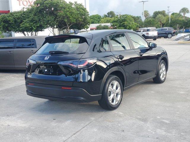 Photo of 2024 Crystal Black Pearl Honda HR-V