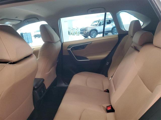 Photo of 2024 White Toyota RAV4 Hybrid