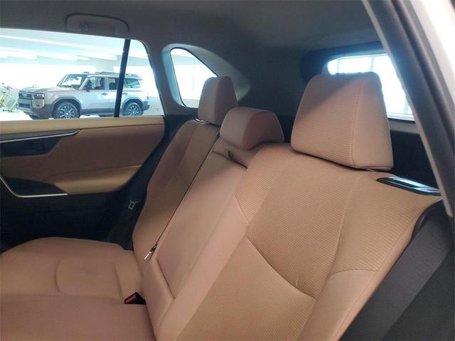 Photo of 2024 White Toyota RAV4 Hybrid