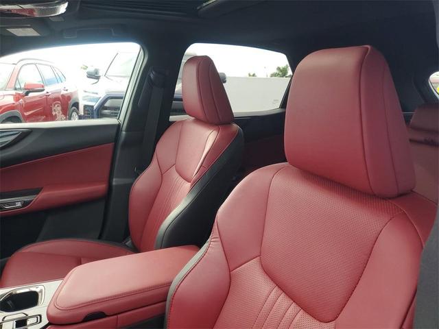 Photo of 2024 Silver Lexus NX 250