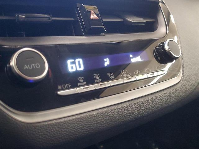 Photo of 2023 Silver Toyota Corolla