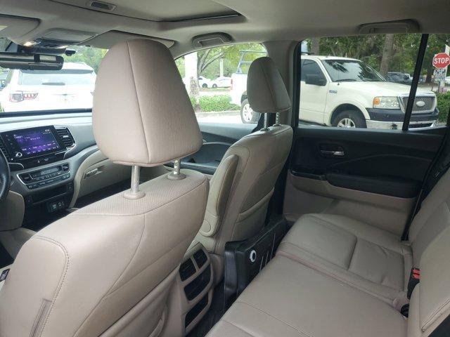 Photo of 2023 White Honda Ridgeline