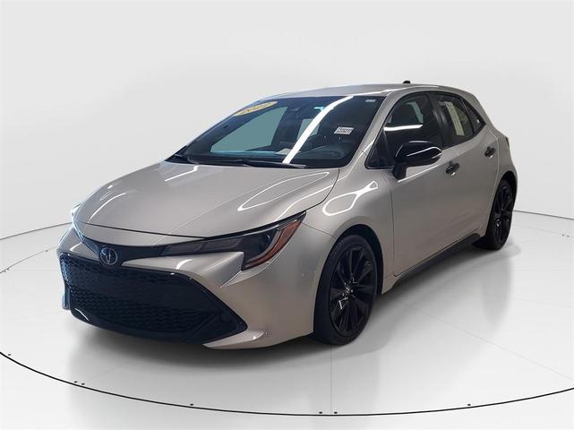 Photo of 2022 Silver Toyota Corolla Hatchback