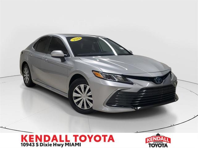 2024 Toyota Camry Hybrid