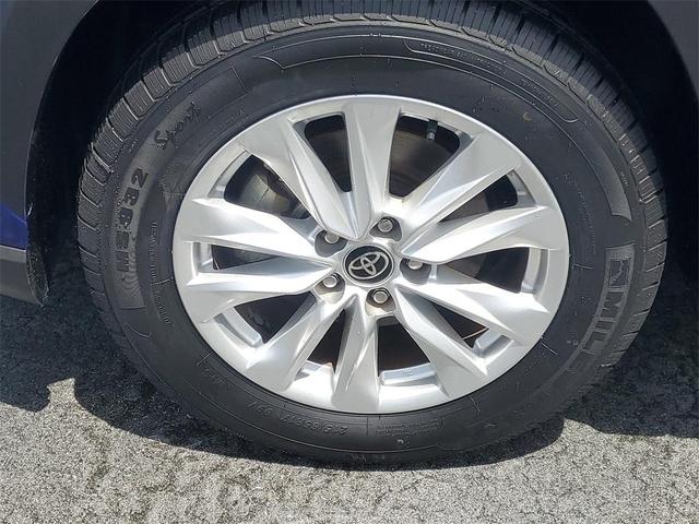 Photo of 2022 Blue Toyota Corolla Cross