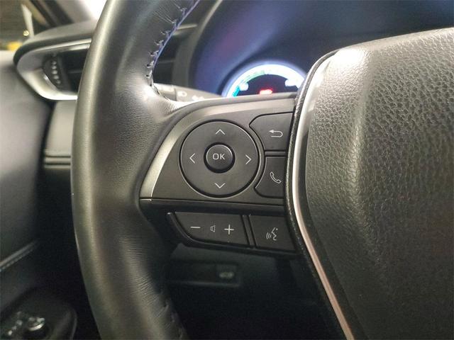 Photo of 2022 White Toyota Venza