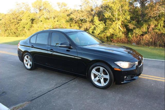 Photo of 2014 Black BMW 328