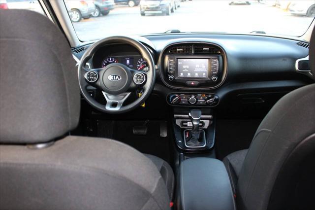 Photo of 2020 Snow White Pearl Kia Soul