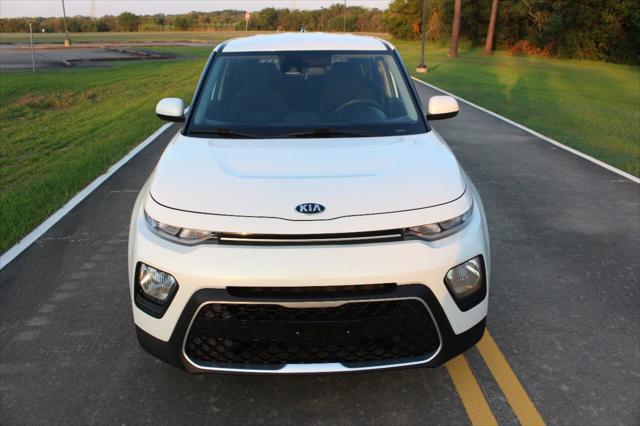 Photo of 2020 Snow White Pearl Kia Soul