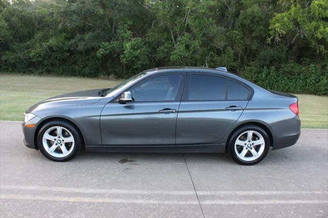 Photo of 2014 Charcoal BMW 328