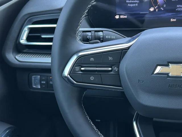 Photo of 2026 Lakeshore Blue Metallic Chevrolet Traverse