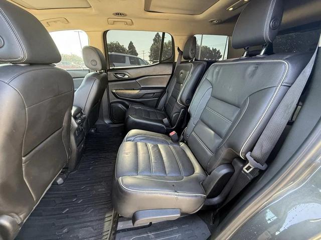 Photo of 2018 Mineral Metallic GMC Acadia