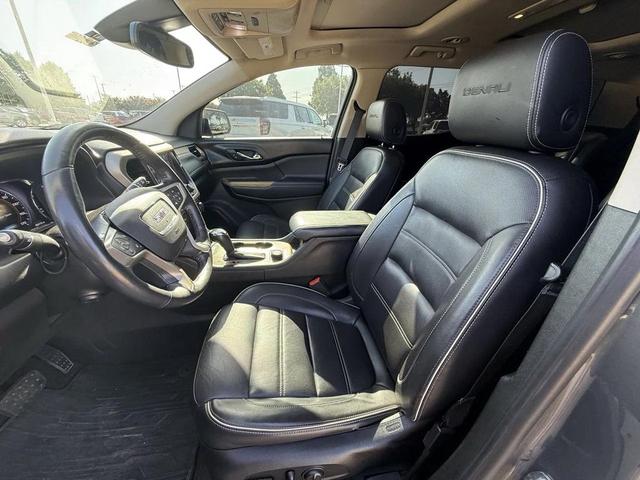 Photo of 2018 Mineral Metallic GMC Acadia