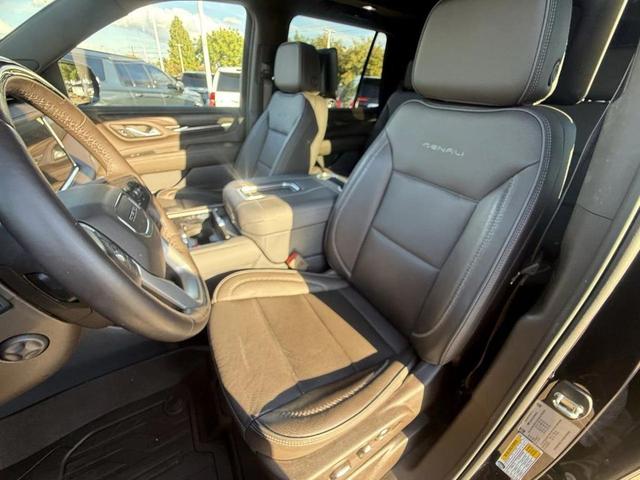 Photo of 2023 Midnight Blue Metallic GMC Yukon