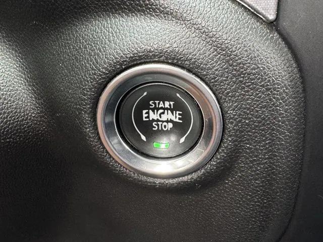 Photo of 2021 Onyx Black GMC Sierra 1500