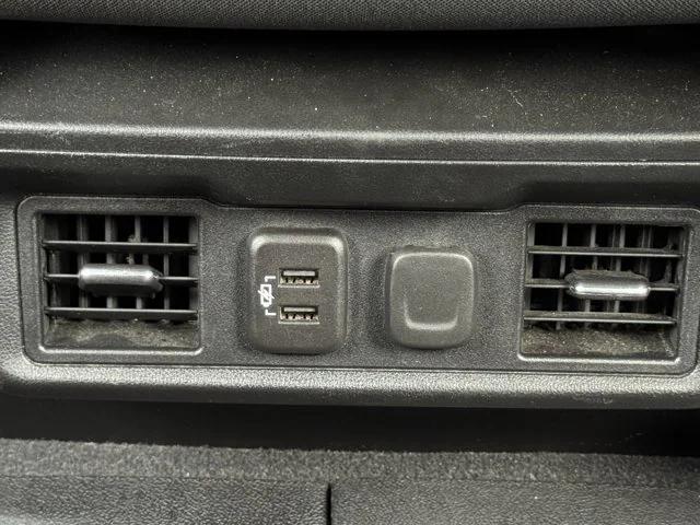 Photo of 2021 Onyx Black GMC Sierra 1500