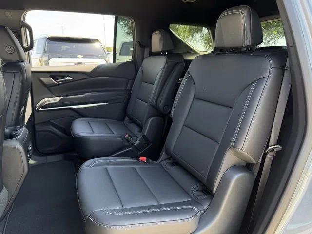 Photo of 2025 Sterling Gray Metallic Chevrolet Traverse
