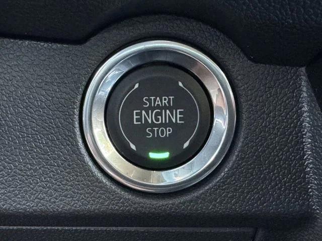 Photo of 2025 Sterling Gray Metallic Chevrolet Traverse