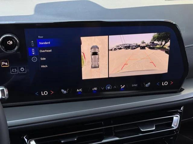 Photo of 2025 Sterling Gray Metallic Chevrolet Traverse
