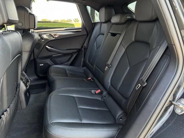 Photo of 2023  Porsche Macan