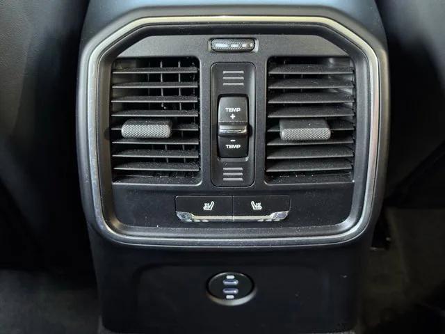 Photo of 2023  Porsche Macan