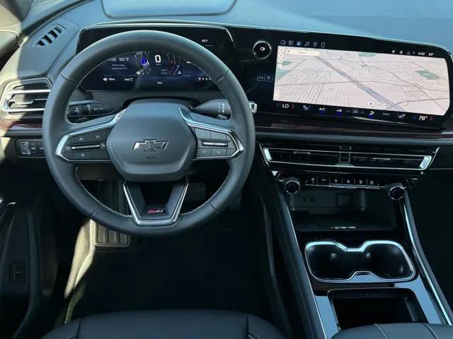 Photo of 2026 Lakeshore Blue Metallic Chevrolet Traverse
