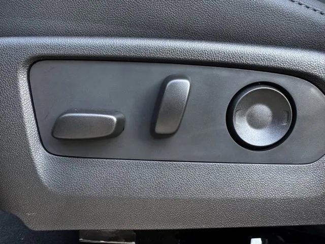 Photo of 2026 Radiant Red Tintcoat Chevrolet Colorado