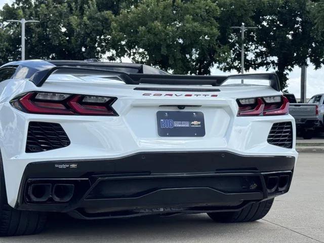Photo of 2023 Arctic White Chevrolet Corvette