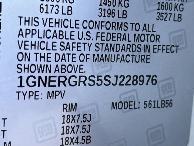 Photo of 2025 Summit White Chevrolet Traverse